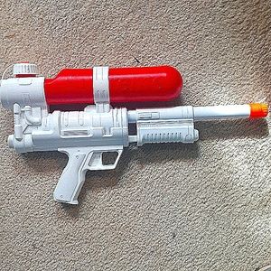 Supreme Super Soaker